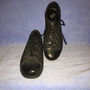 Gravity Defyer Loafers